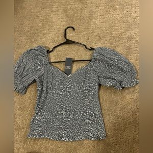 navy size small abercrombie and fitch top